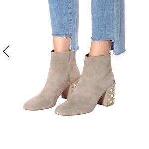 MONA PEARL SUEDE ANKLE BOOTS IN BEIGE /Fossil Sz 9